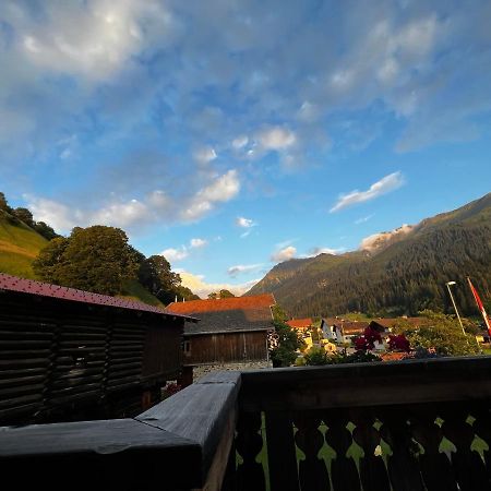 Ferienwohnung Uf Z'Enisch Klosters Zewnętrze zdjęcie
