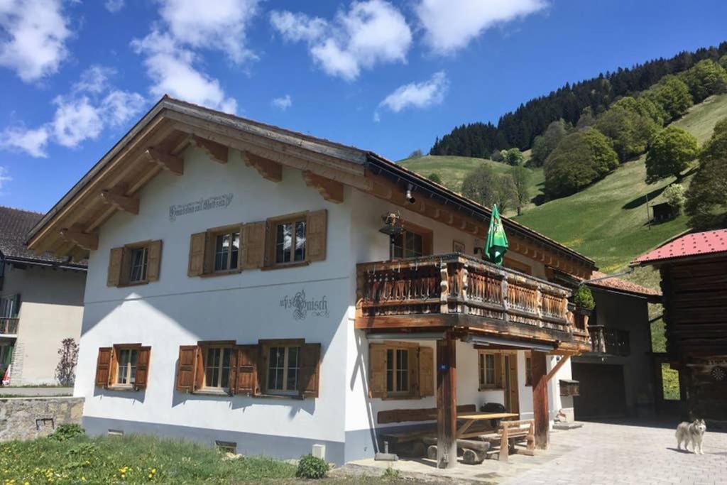 Ferienwohnung Uf Z'Enisch Klosters Zewnętrze zdjęcie