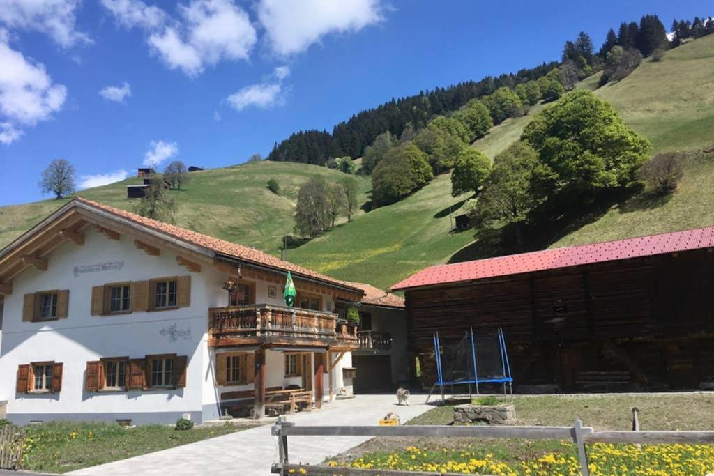 Ferienwohnung Uf Z'Enisch Klosters Zewnętrze zdjęcie